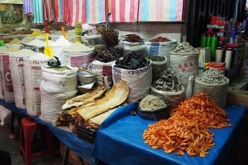 Lost In the Alleys (town market) Experience 3