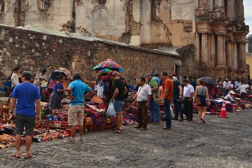 Lost In the Alleys (town market) Experience