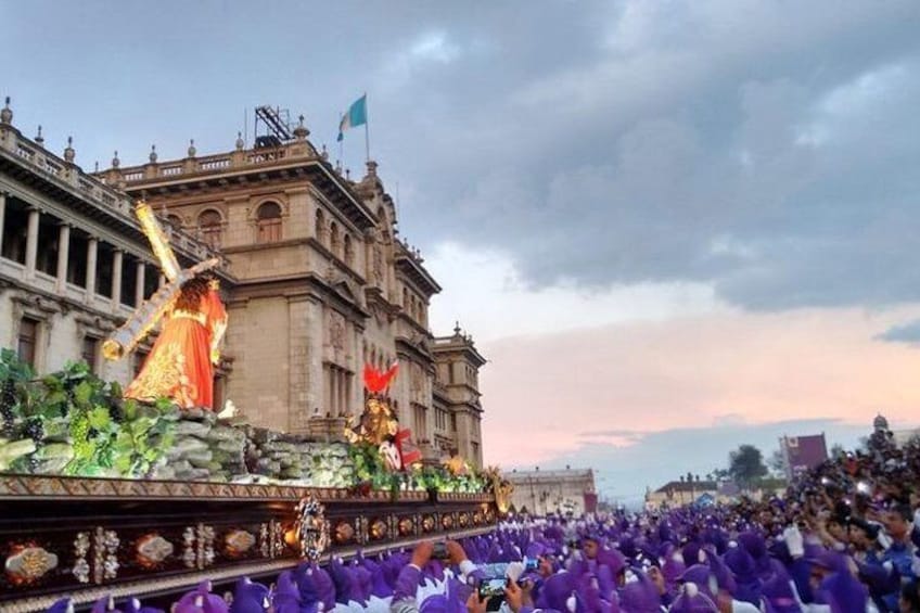 Holy Week Full-Day Tour in Guatemala City