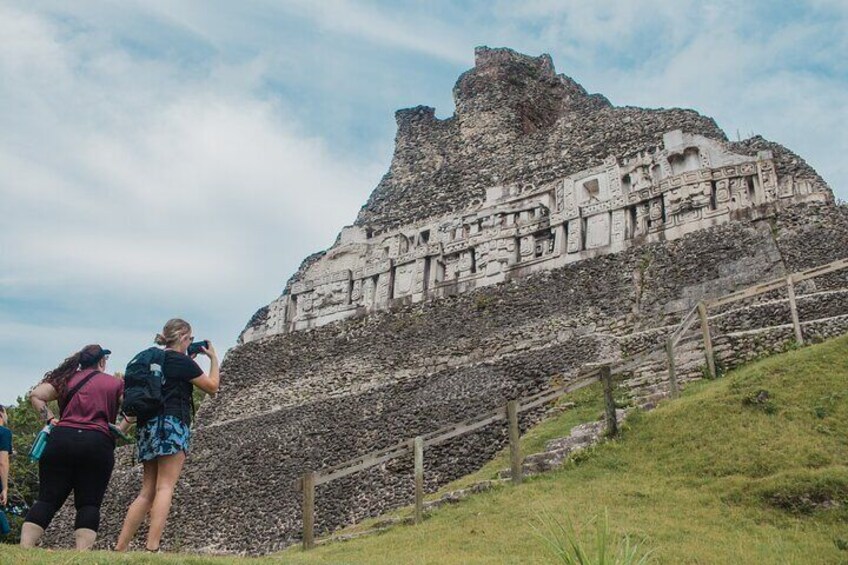 Private Tour to Maya Sites Xunantunich and Cahal Pech