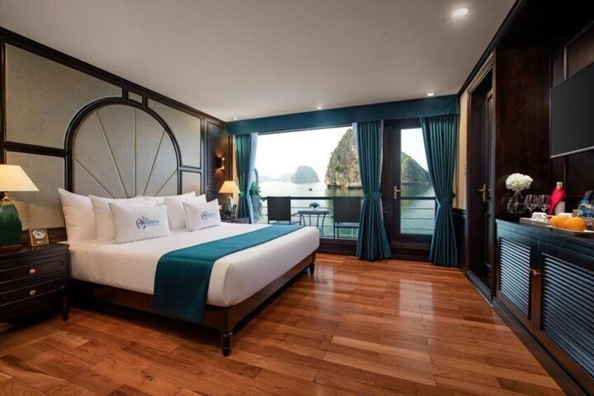 Halong Bay Luxury 3 Days Cruise (2 Nights on Boat - Balcony Cabin) 2