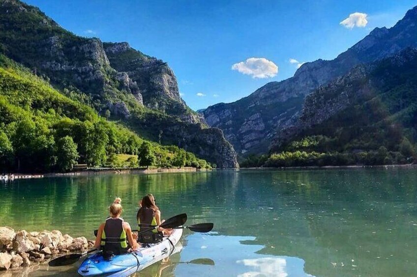 Start of tour on Grabovica lake