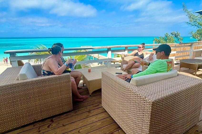 Nassau Swimming Pigs and Private Beach Club Escape 2