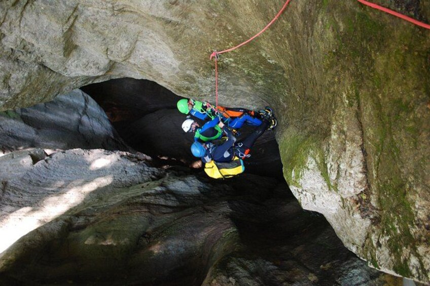 Infernet sport canyoning in Chartreuse - Grenoble 3