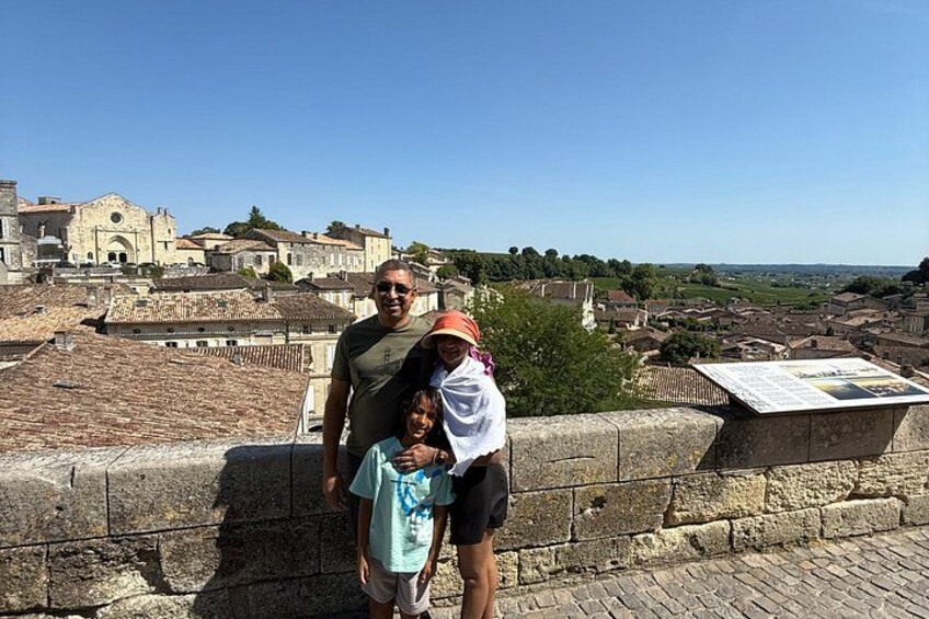 A day in Saint-Émilion on a private tour (Premium Sedan) 4