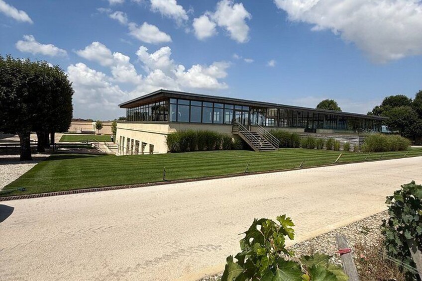 Private day tour in the Médoc (Premium Sedan) 3