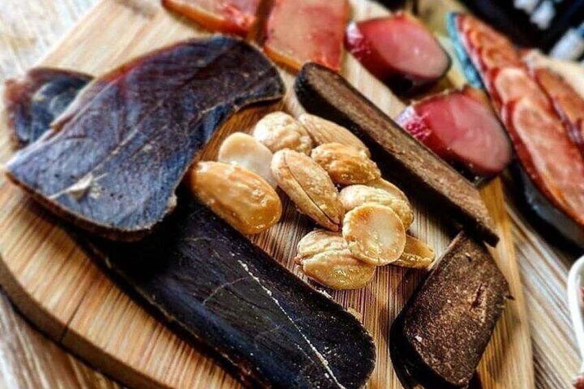 Savor Alicante: Premium Wine Tasting and Tapas for Foodies 3