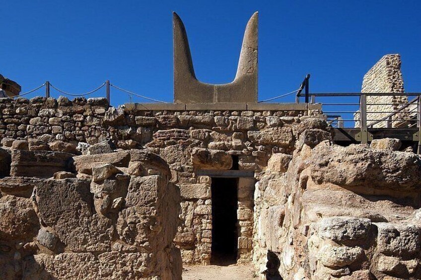 Half Day Private Tour to Knossos Palace (Skip the line) & Panoramic City Tour 2