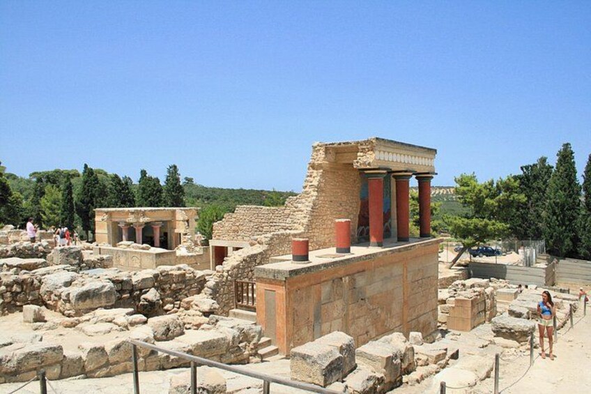 Half Day Private Tour to Knossos Palace (Skip the line) & Panoramic City Tour 2
