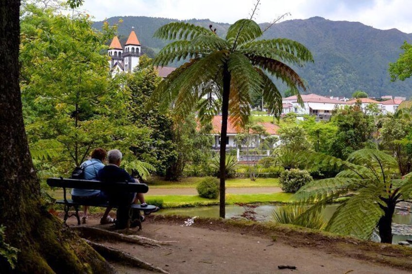 Adventure in the Furnas, with volcanoes, lagoons and tea plantations 1