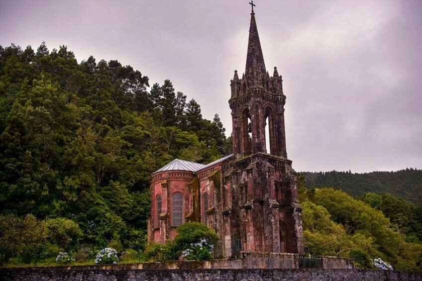 Gothic church near Furnas Lake 3