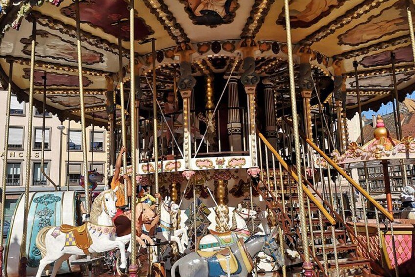Old carousel 3