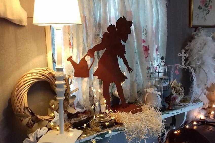 °° The caravan or the visit of the flea market continues, everything is for sale! °° 2