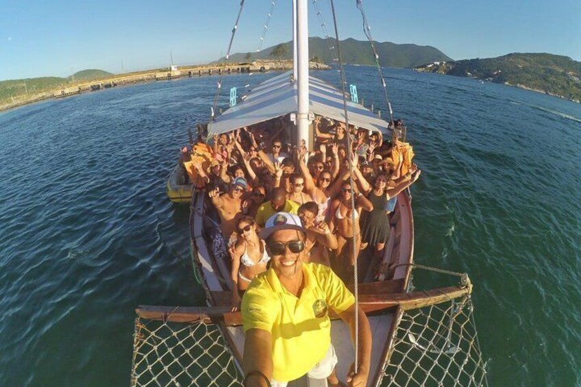 Arraial do Cabo Tour - Leaving Rio de Janeiro by Pepe Rio Tours