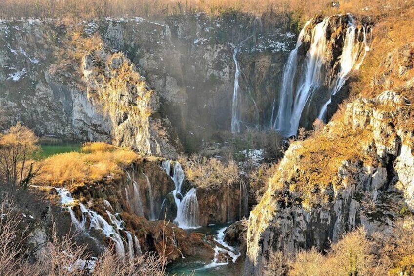 From Zagreb to Split or Trogir: Private Transfer with Plitvice Lakes