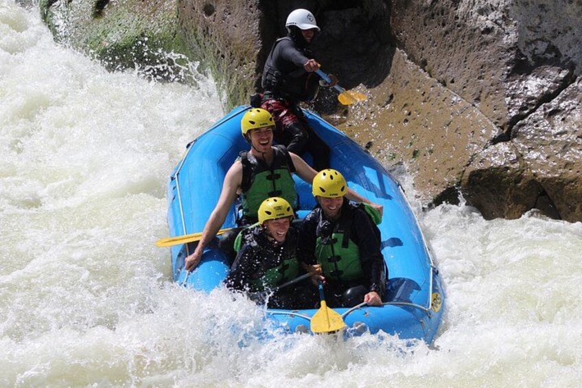 Chili River White Water Rafting Adventure with Pickup 2