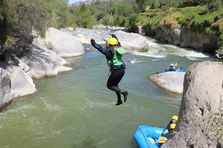 Chili River White Water Rafting Adventure with Pickup 4