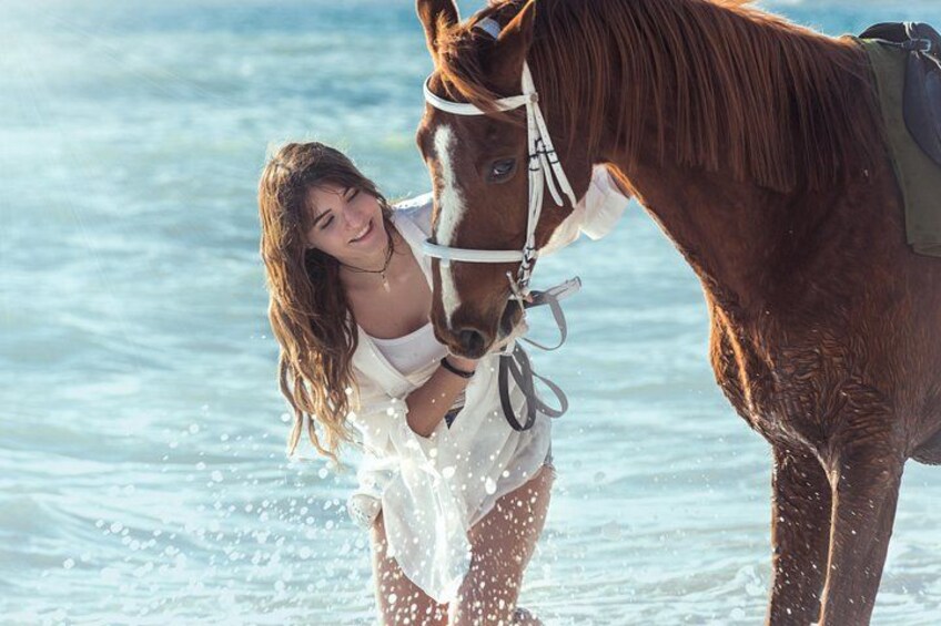 Santorini Horse riding to Eros beach 3