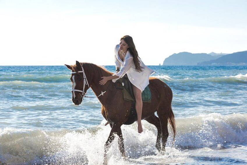 Santorini Horse riding to Eros beach 2