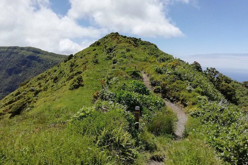 Walk around the Caldeira do Faial 3