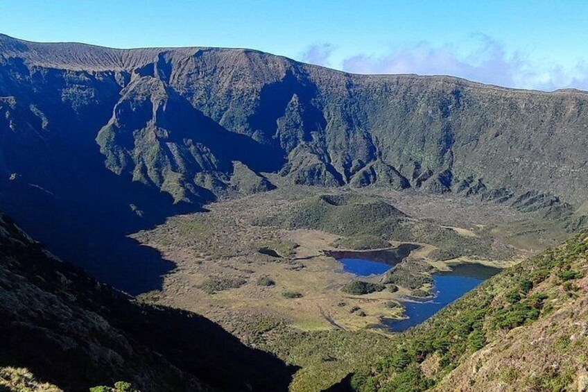 Walk around the Caldeira do Faial 2
