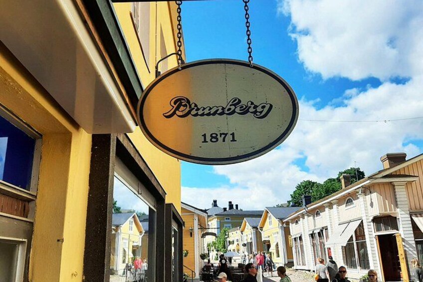 Private National Park and Porvoo Old Town tour from Helsinki 4