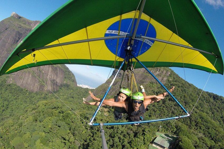 Flying over the hang gliding ramp. 4