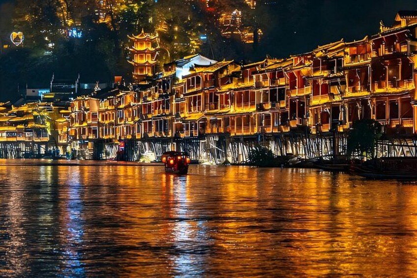 5-Day Zhangjiajie Tour: Avatar, Tianmen Mountain & Fenghuang Town 2