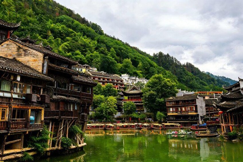 5-Day Zhangjiajie Tour: Avatar, Tianmen Mountain & Fenghuang Town 5