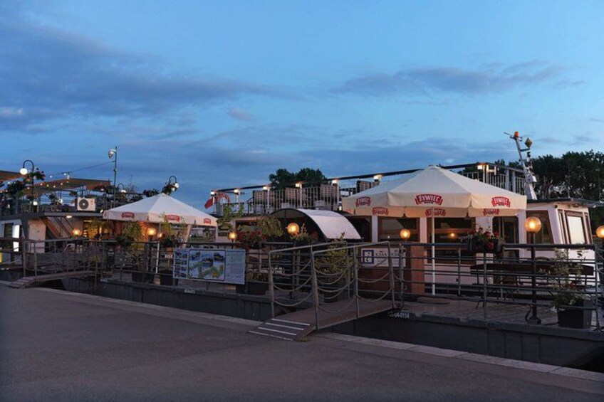 Gondola cruise The Vistula River Krakow private tour up to 12 person 2