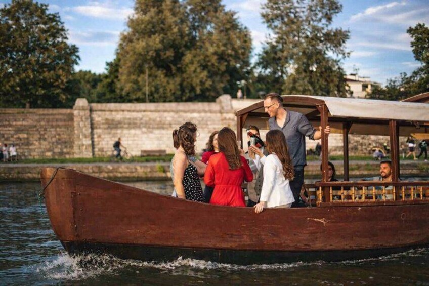 Gondola cruise The Vistula River Krakow private tour up to 12 person 3