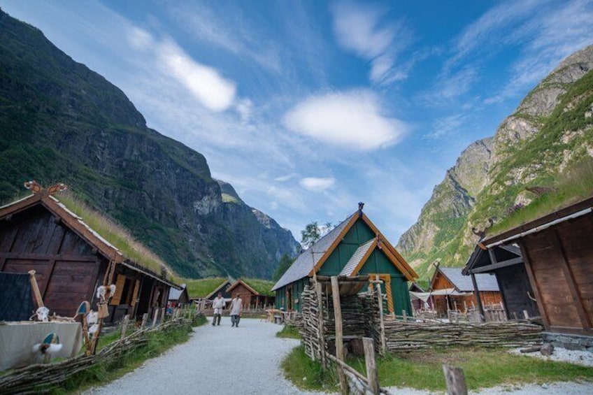 Guided tour - Viking Village, Nærøyfjord Cruise and Flåm Railway 2
