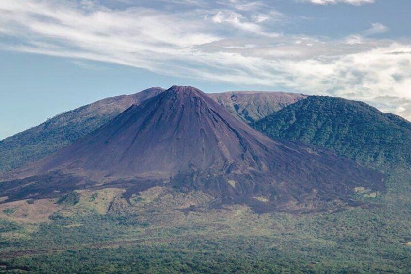 Volcanoes and Lake Tour