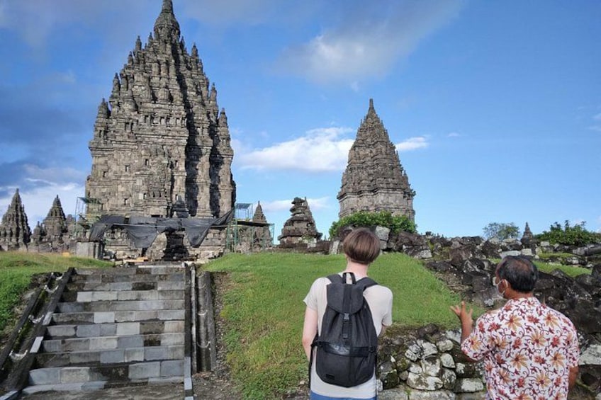 Prambanan Temple Tour with Local Guide 1