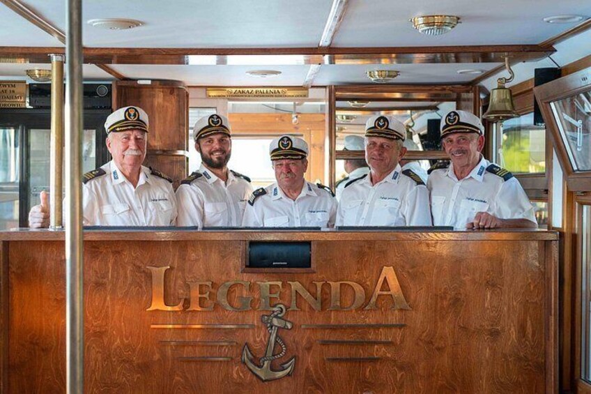 our caring staff, experienced captains with high qualifications in inland navigation 4
