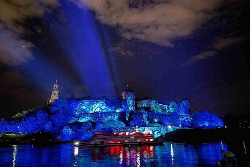 If you're very lucky, you'll see Wawel in such an appearance 1