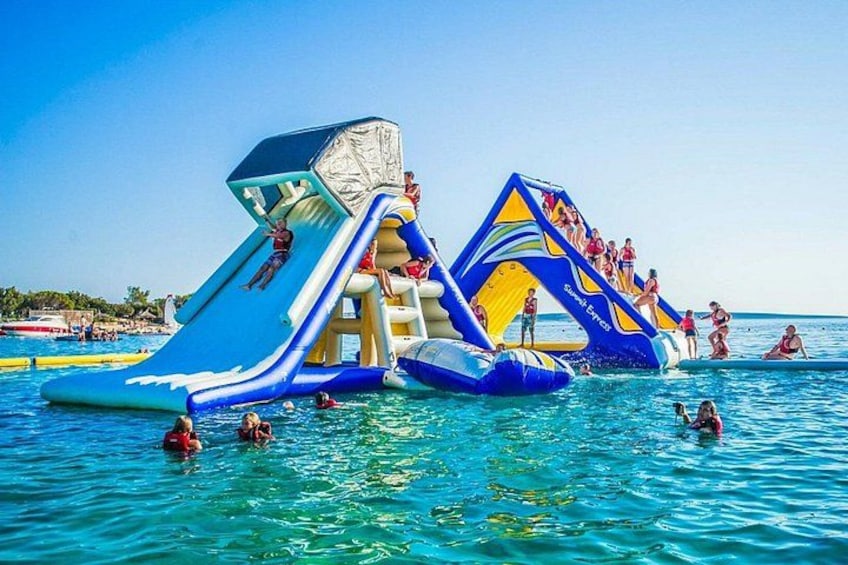Gold Coast Hop On Hop Off Sightseeing Cruise 1 Day Pass 4