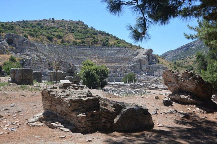 Ephesus ruins 2