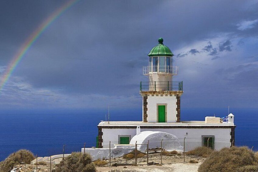 Skip the Queue, See Santorini! 5-Hour Cruise Tour with Water Taxi 3