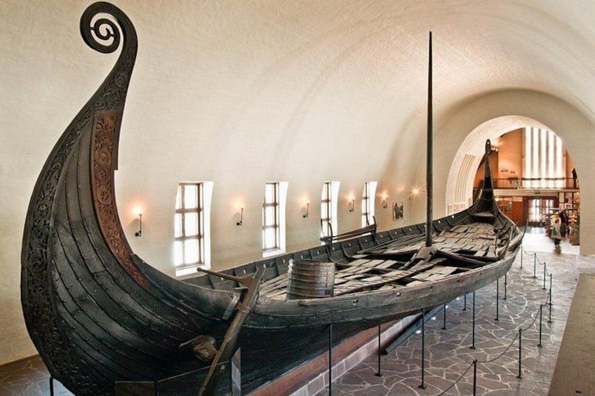 Sightseeing Private Tour of Oslo and Viking Ship Museum 3