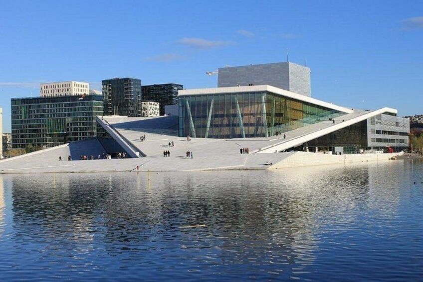 Private Shore Excursion: Oslo Panoramic Tour 4