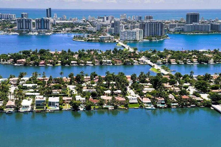 Miami Beach: Private Romantic Luxury Airplane Tour With Champagne 2