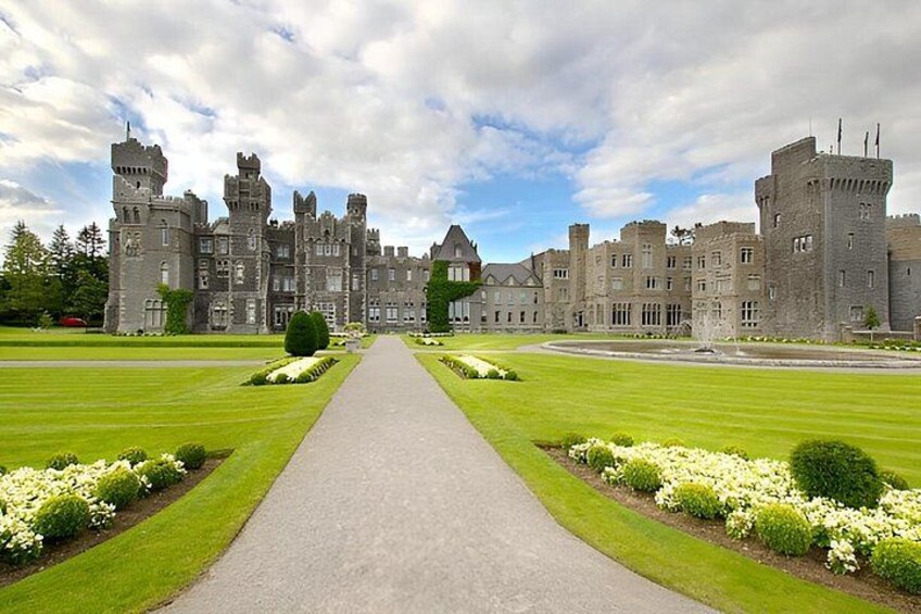 Minibus tour hire galway Ireland groups up to 15 passengers 3
