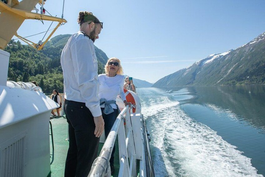 Guided Fjord & Glacier Tour - From BERGEN 3