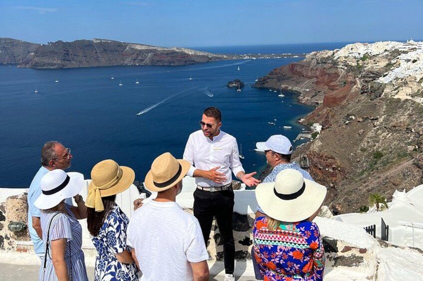 Santorini Private Tailor-Made Tour: Oia, Blue Domes & Hidden Gems 2
