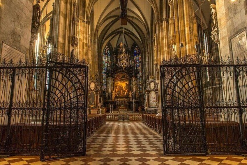 Interior of St. Stephen's Cathedral Copyright: Porzer - Westlightart 2