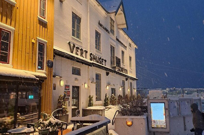 Tromso Beer Safari: Beer tasting with 10 beers and tapas 2