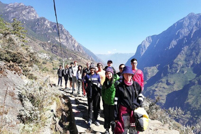 2 Days Tiger Leaping Gorge Hiking Tour by public coach 4