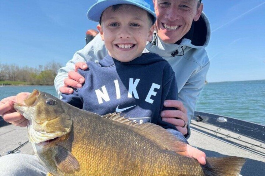 Private Lake Erie Smallmouth Bass Fishing Charters 3