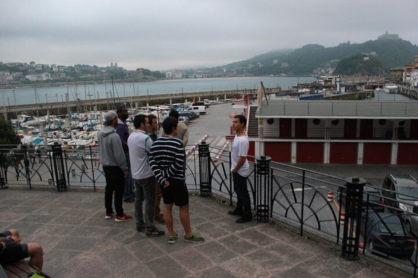 San Sebastian and Gipuzkoa coast tour in small group tour with lunch